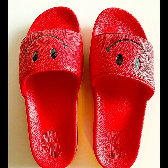 Chinatown Market Other - Chinatown Market Smiley BBALL Slides-Sandals Men's